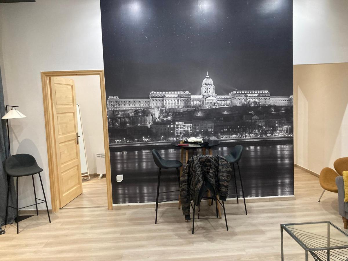 Roland Apartment Downtown - Korut بودابست المظهر الخارجي الصورة